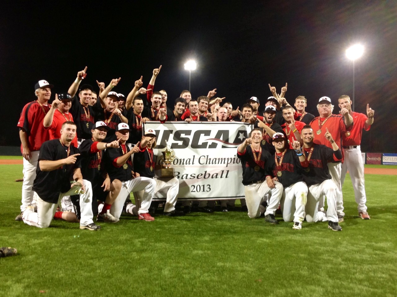 Baseball 2013 National Champs